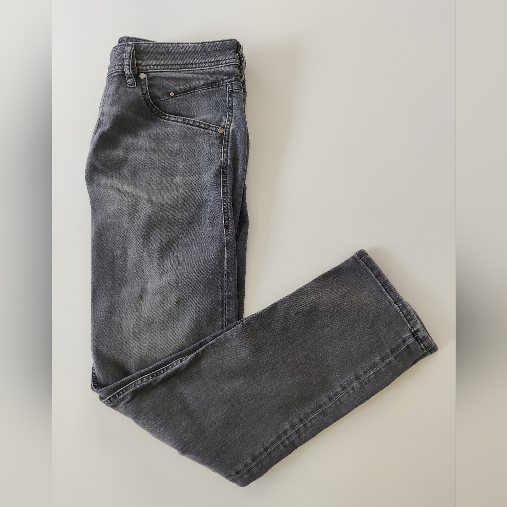 *Missing Button* Diesel Gray Jeans Belther Jeans